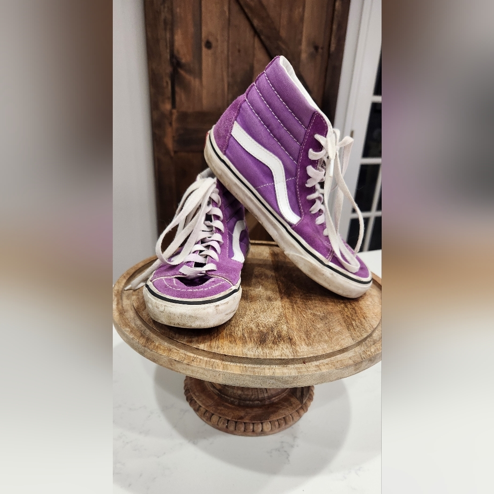 Vans High Top Purple & White Women's Size 5.5 Sneaker